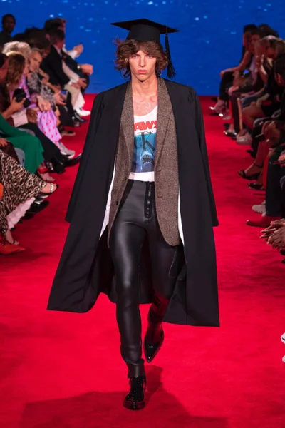 Look 62